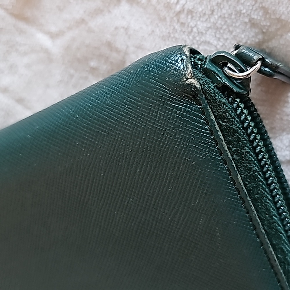 PRADA WALLET - Picture 10 of 15